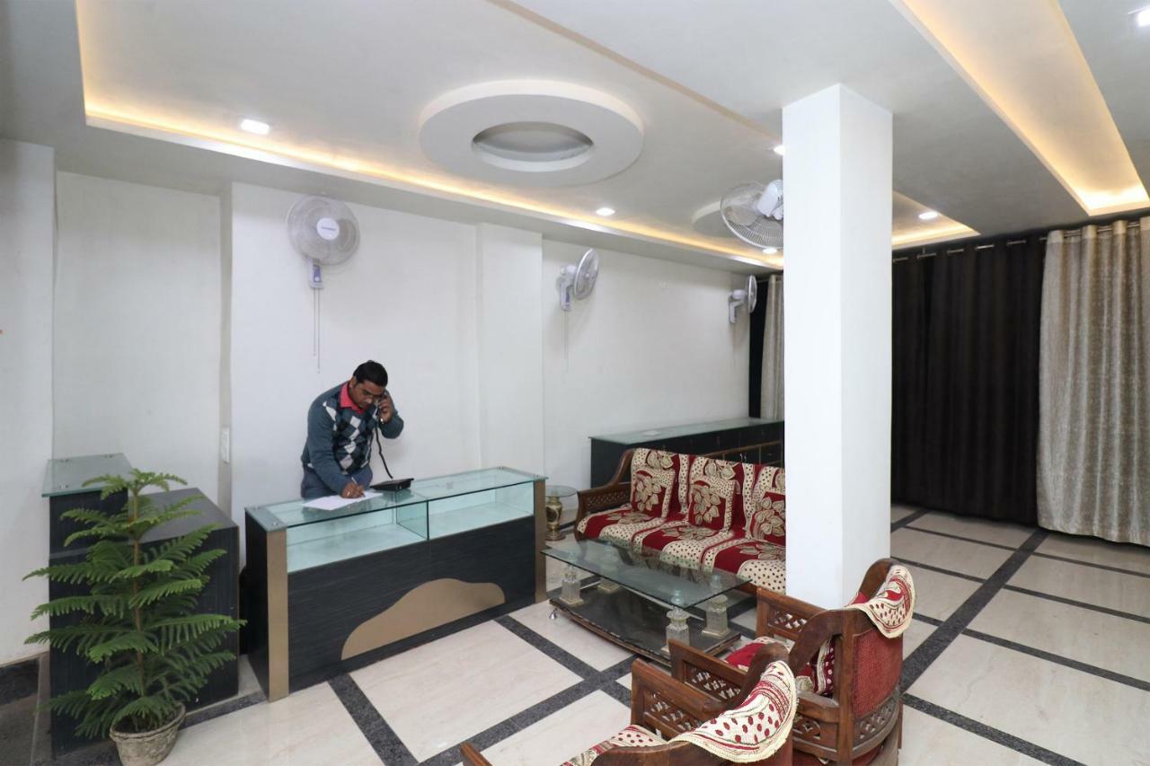 Oyo 30698 Hari Om Guest House Jadabpur Экстерьер фото