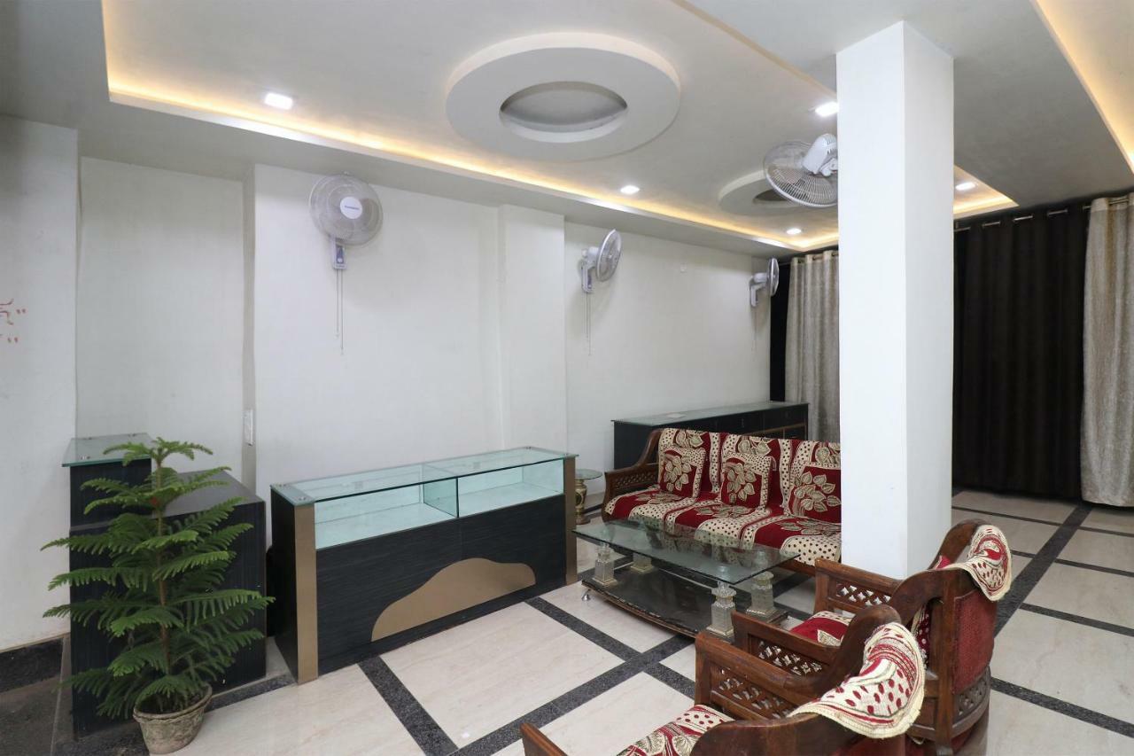 Oyo 30698 Hari Om Guest House Jadabpur Экстерьер фото